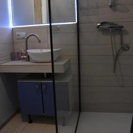 Homestay W Ziolowym Ogrodzie - Z Dostepna Kuchnia, Kudowa Zdroj