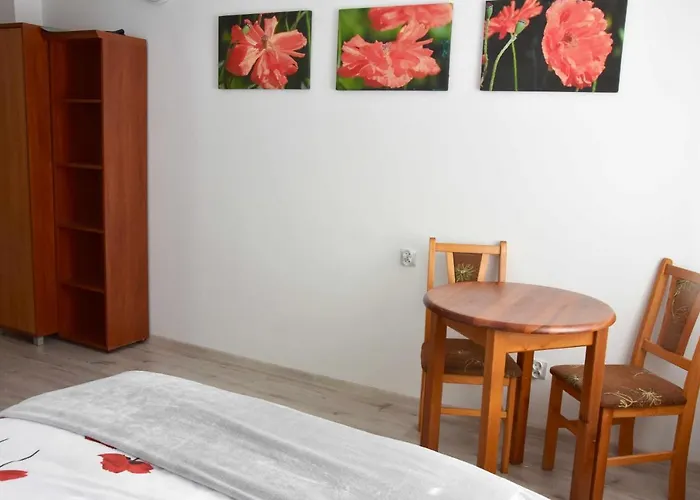 Ubytování v soukromí W Ziolowym Ogrodzie - Z Dostepna Kuchnia, *