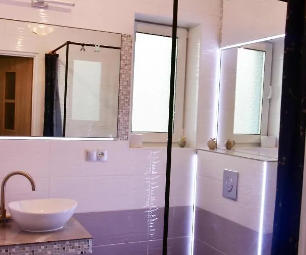 W Ziolowym Ogrodzie - Z Dostepna Kuchnia, Ubytování v soukromí *