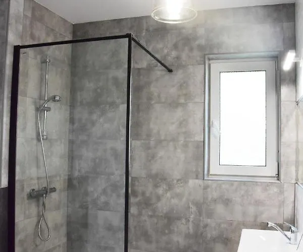 W Ziolowym Ogrodzie - Z Dostepna Kuchnia, *