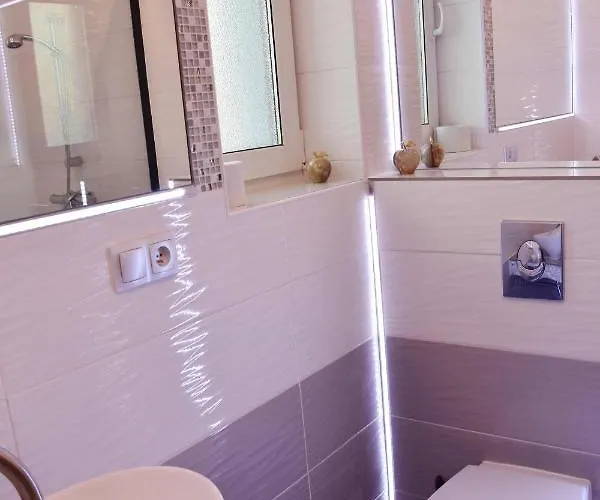 Ubytování v soukromí W Ziolowym Ogrodzie - Z Dostepna Kuchnia,